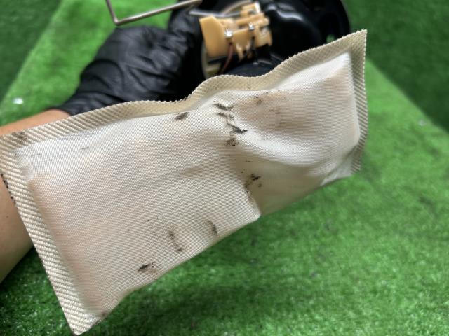 【中古】バモス GF-HM2 フューエルポンプ 17040-S2R-000