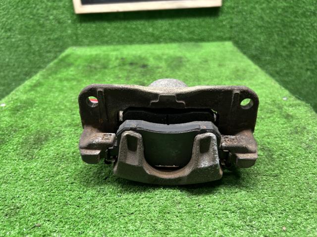 【中古】バモス GF-HM2 右フロントキャリパー 45019-S2K-013