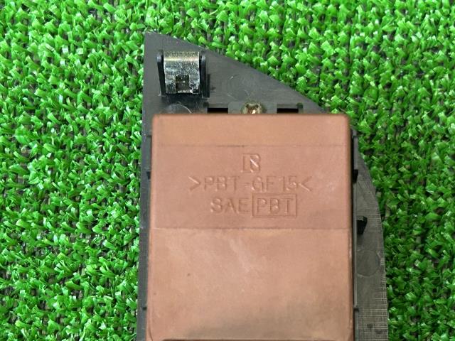 【中古】プレオ TA-RA1 パワーウインドウスイッチ 83071KE030