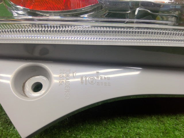 ミラココア 左テールランプ DBA-L685S 81560-B2480