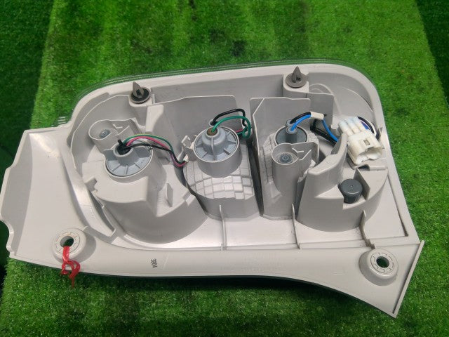 ミラココア 左テールランプ DBA-L685S 81560-B2480