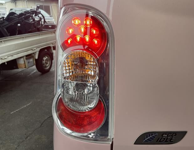 ミラココア 左テールランプ DBA-L685S 81560-B2480