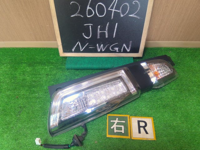【中古】Ｎ－ＷＧＮ DBA-JH1 右テールランプ 右ブレーキランプ