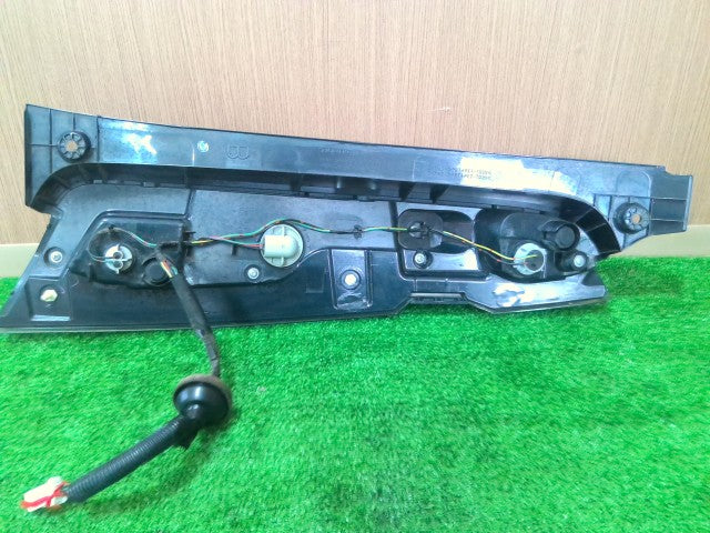 【中古】Ｎ－ＷＧＮ DBA-JH1 左テールランプ 左ブレーキランプ