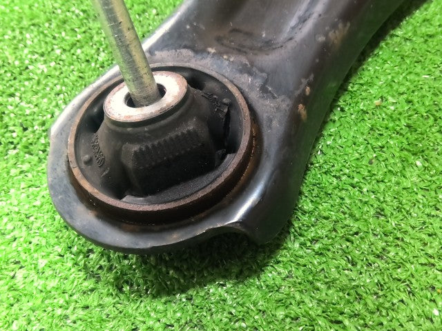 【中古】デイズルークス DBA-B21A 左フロントロアアーム 54505-6A00J