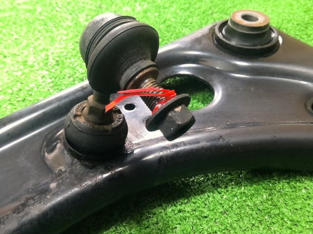 【中古】デイズルークス DBA-B21A 左フロントロアアーム 54505-6A00J