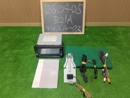 【中古】パナソニック カーナビゲーション MM316D-W デイズルークス