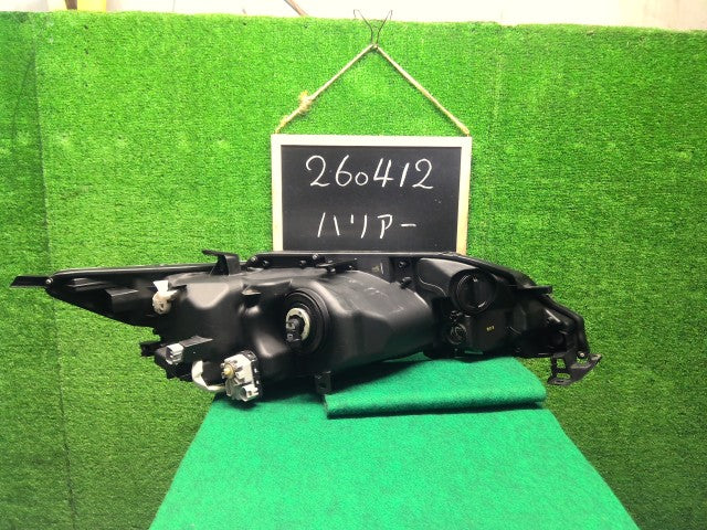 【中古】ハリアー DBA-ZSU65W 左ヘッドランプＡＳＳＹ 81150-48890