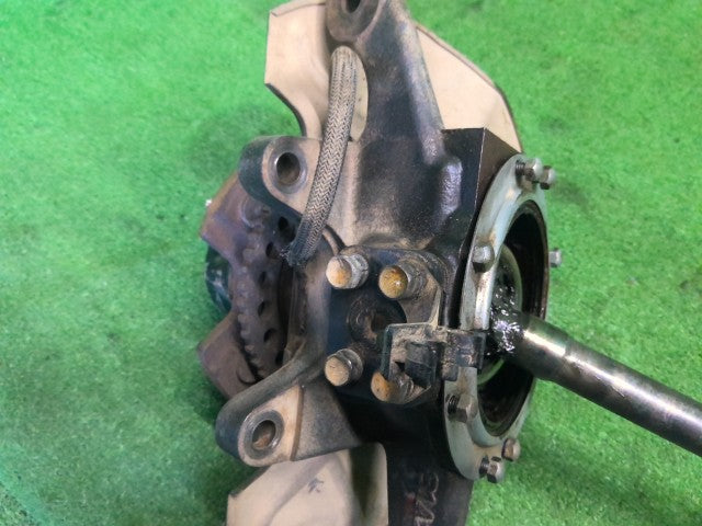 【中古】ジムニー ABA-JB23W 左フロントナックルハブＡＳＳＹ 45151-81A20