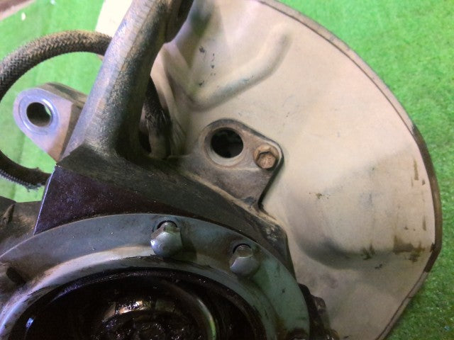 【中古】ジムニー ABA-JB23W 左フロントナックルハブＡＳＳＹ 45151-81A20