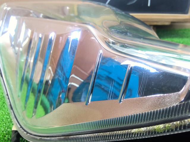 【中古】タント DBA-LA610S 右テールランプ 右ブレーキランプ
