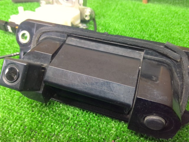 【中古】タント DBA-LA610S バックドアロック ソレノイド