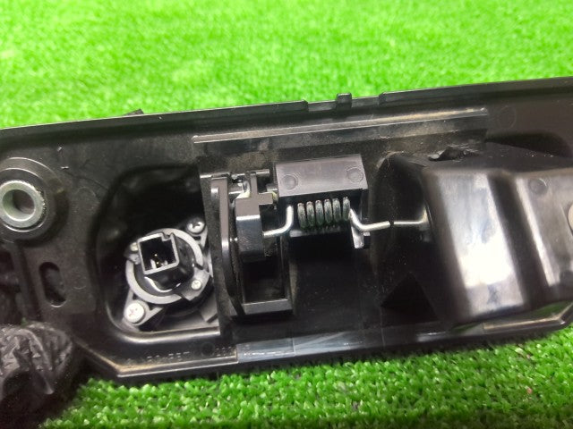 【中古】タント DBA-LA610S バックドアロック ソレノイド