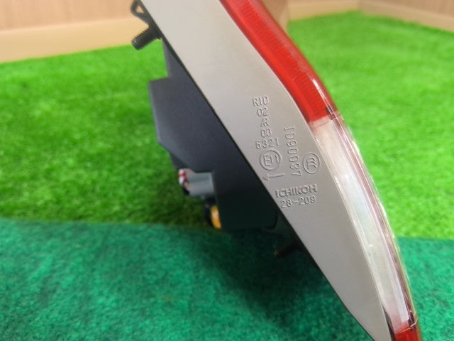 【中古】エスティマ DBA-ACR55W 左フィニッシャーランプ 81591-28260