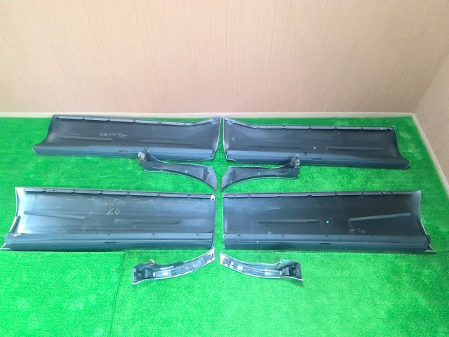 【中古】エスティマ DBA-ACR55W ドアプロテクター１台分 76905-28130-B1