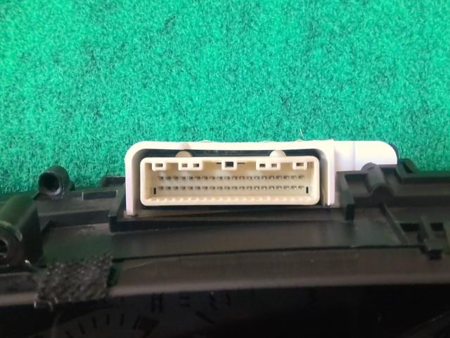 【中古】エスティマ DBA-ACR55W スピードメーター 83800-28J80