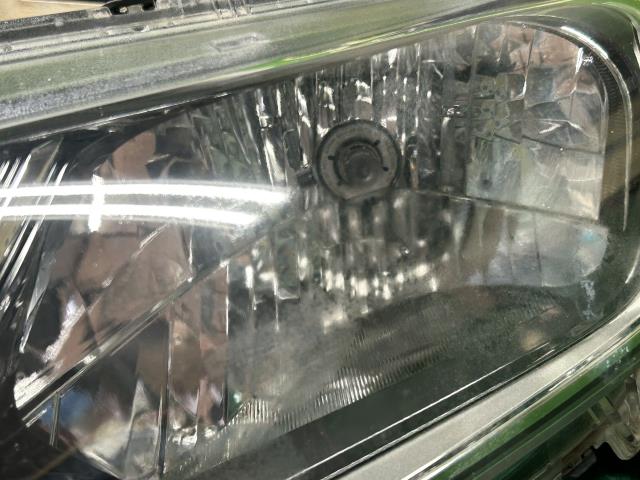 【中古】フィット DBA-GK3 左ヘッドランプＡＳＳＹ 33150-T5A-N01