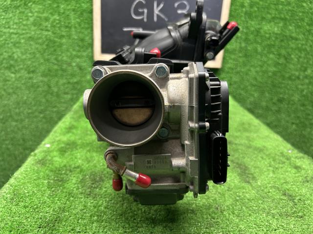 【中古】フィット DBA-GK3 インテークマニホールド 17100-5R0-004