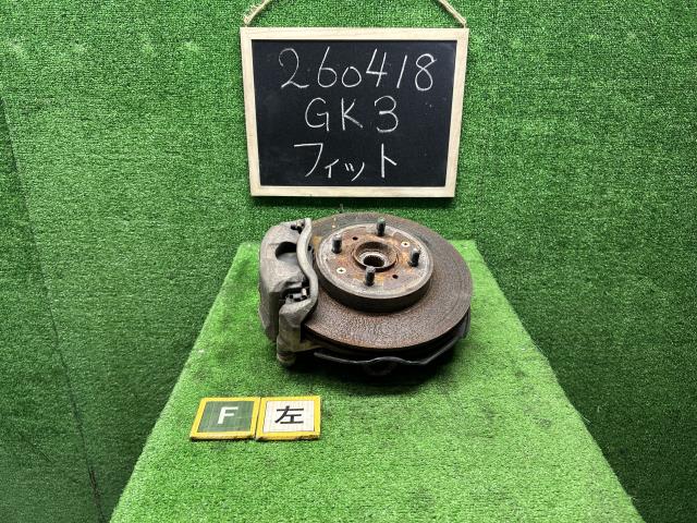 【中古】フィット DBA-GK3 左フロントナックルハブＡＳＳＹ 51216-T5B-J10