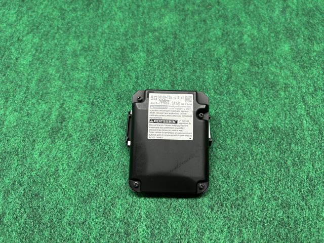 【中古】フィット DBA-GK3 フロント レーダー・カメラ（運転支援用）