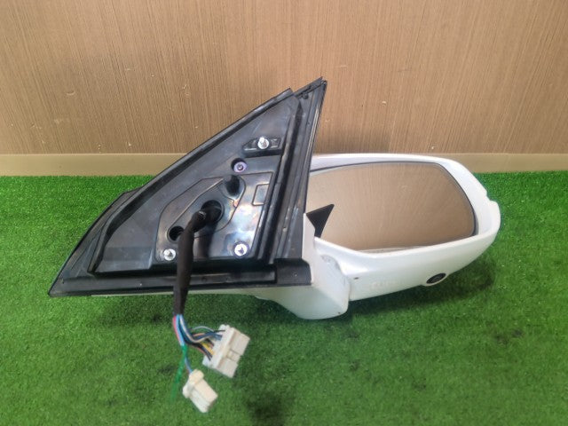 【中古】レジェンド DAA-KC2 右 サイドミラー