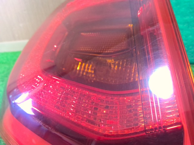 【中古】レジェンド DAA-KC2 左 テールランプ