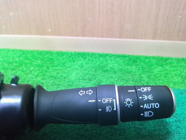 【中古】レジェンド DAA-KC2 ディマー ワイパー