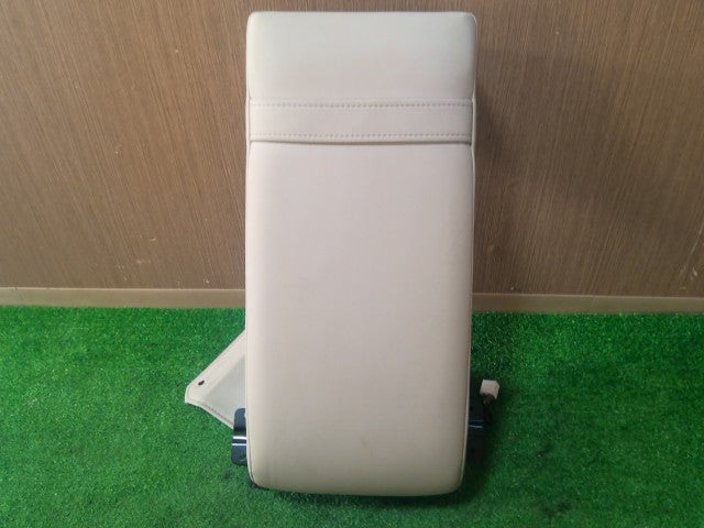 【中古】レジェンド DAA-KC2 リアシート コンソールボックス