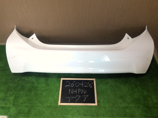 【中古】アクア DAA-NHP10 リアバンパーＡＳＳＹ 52159-52790-A1