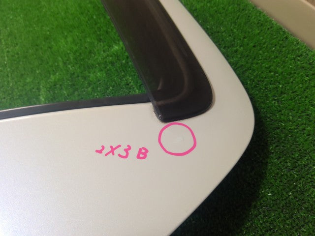 【中古】ヴィッツ DAA-NHP130 左リアドアＡＳＳＹ 67004-52440