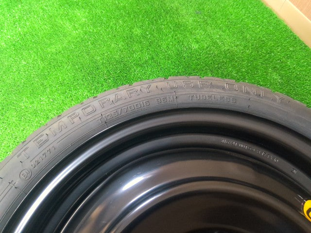 【中古】ヴィッツ DAA-NHP130 テンパータイヤ T125/70D16