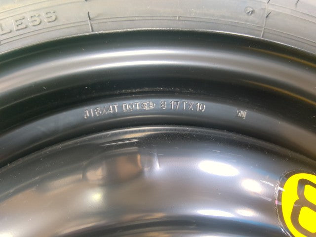 【中古】ヴィッツ DAA-NHP130 テンパータイヤ T125/70D16