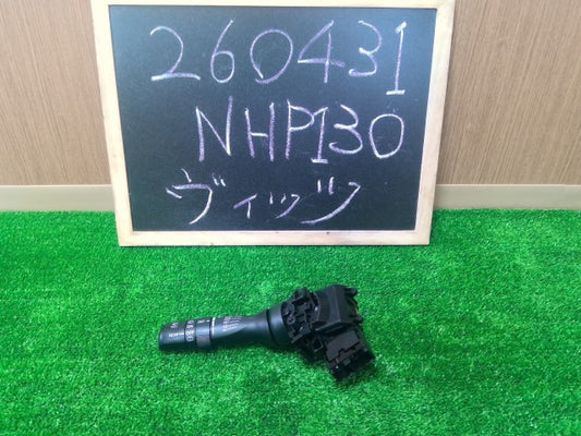 【中古】ヴィッツ DAA-NHP130 ワイパースイッチ 84652-52251