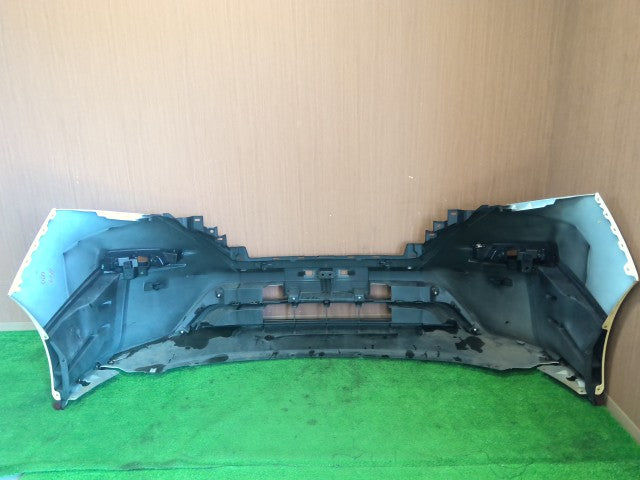 【中古】ニスモ セレナ DAA-GFC27 フロント