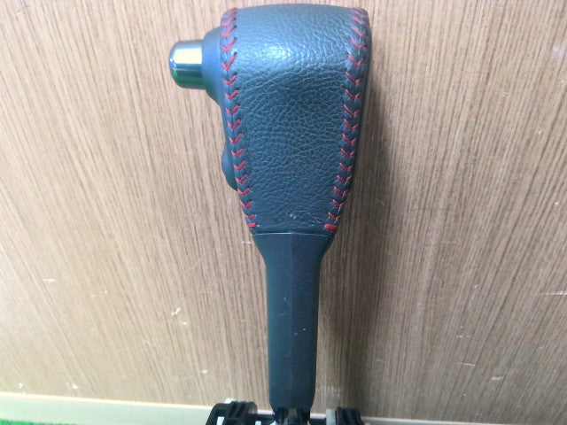 【中古】ニスモ セレナ DAA-GFC27 シフトレバー