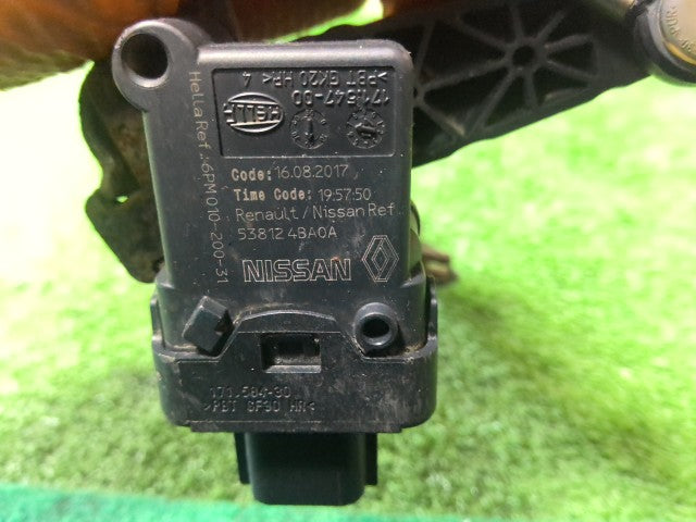 【中古】ニスモ セレナ DAA-GFC27 左