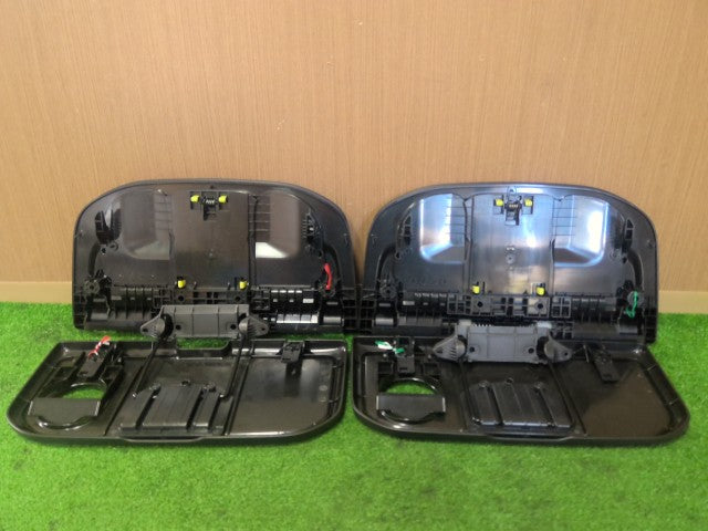 【中古】ニスモ セレナ DAA-GFC27 2列目