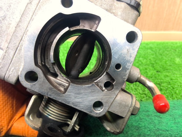【中古】ミニキャブ GBD-U62T スロットルボディ スロボ
