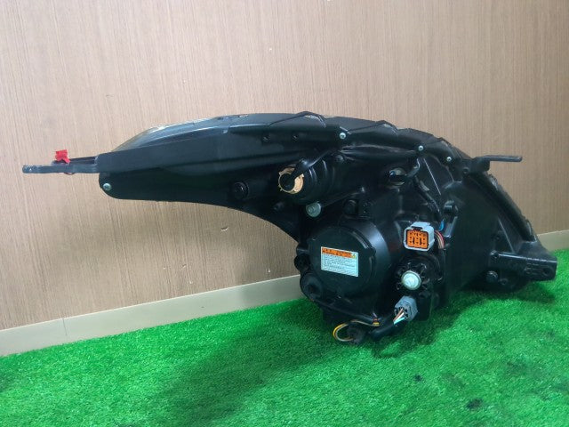 【中古】スイフト DBA-ZC72S 左 ヘッドランプ
