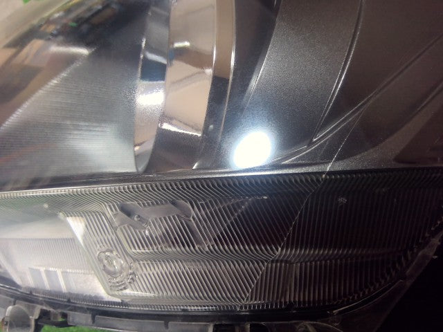 【中古】スイフト DBA-ZC72S 左 ヘッドランプ