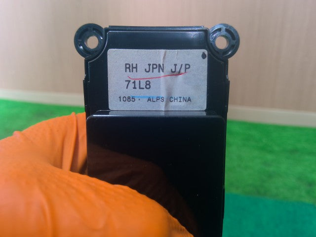 【中古】スイフト DBA-ZC72S パワーウインドウスイッチ PWスイッチ