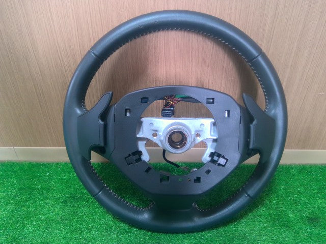 【中古】スイフト DBA-ZC72S ステアリングホイール レザー