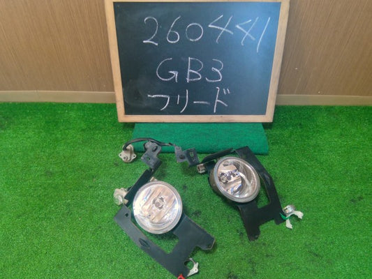 【中古】フリード DBA-GB3 フォグランプ 左右