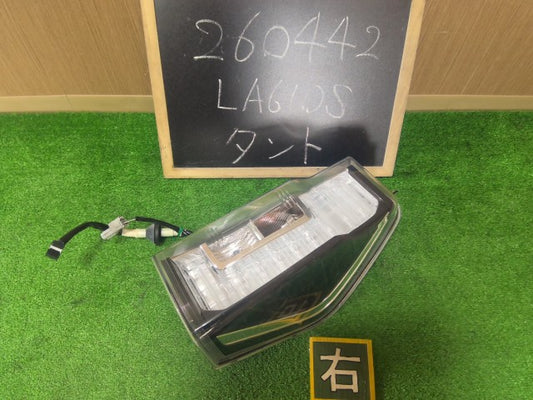 【中古】タント DBA-LA610S 右 テールランプ