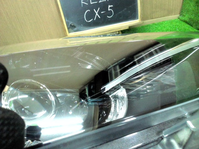 【中古】ＣＸ－５ LDA-KE2AW 右 ヘッドランプ