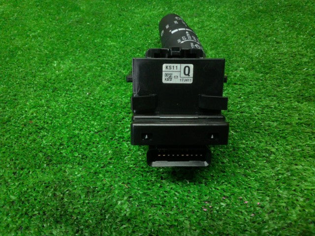 【中古】ＣＸ－５ LDA-KE2AW ワイパー スイッチ