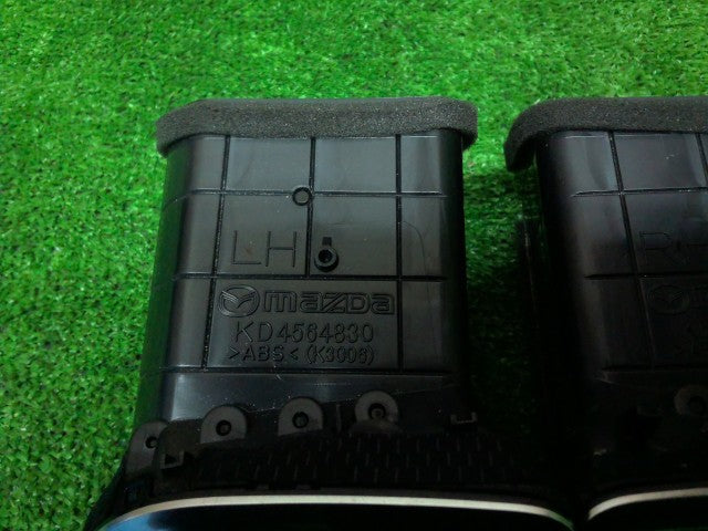 【中古】ＣＸ－５ LDA-KE2AW エアコン吹き出し口 左右