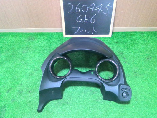 【中古】フィット DBA-GE6 メーターフード リング