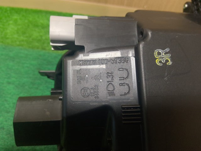 【中古】ジムニー 3BA-JB64W 右 ヘッドランプ