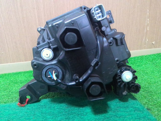 【中古】ジムニー 3BA-JB64W 左 ヘッドランプ